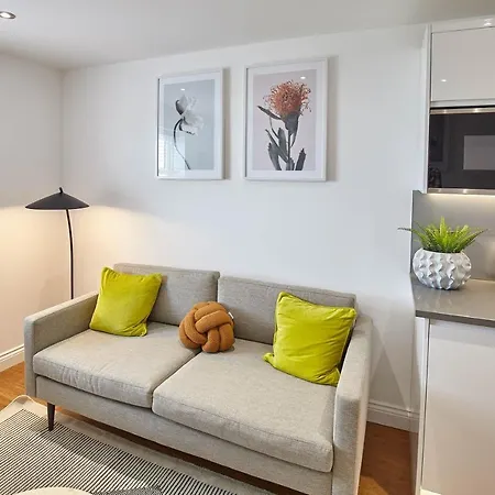 Host&Stay - Sandcastles Apartment Whitby Extérieur photo