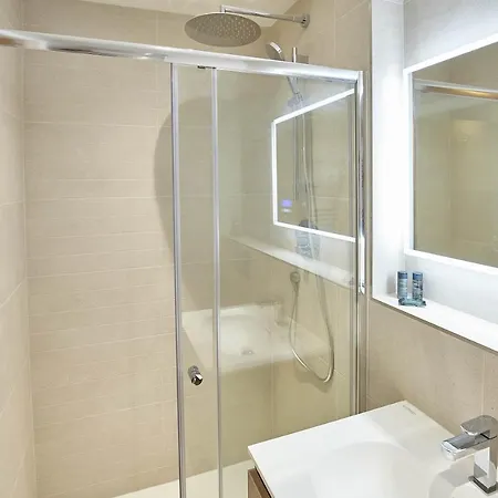 Host&Stay - Sandcastles Apartment Whitby Extérieur photo